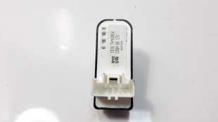 Recambio de mando elevalunas delantero derecho para mazda 2 lim. () 2014- 1.5 16v cat referencia OEM IAM D09H66370   2