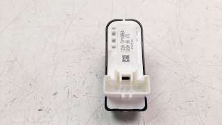 Recambio de mando elevalunas trasero izquierdo para mazda 2 lim. () 2014- 1.5 16v cat referencia OEM IAM D09H66370  