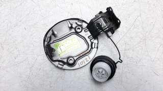 Recambio de tapa exterior combustible para toyota auris 2012-2019 hybrid active referencia OEM IAM 7735002100  