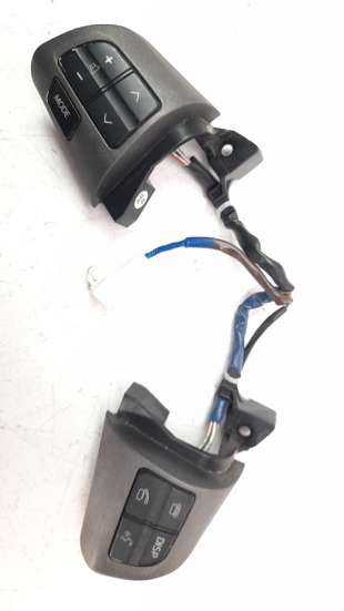 Recambio de mando volante para toyota rav 4 (a3) 2005-2013 2.2 d-4d cat referencia OEM IAM 75B999LH 75B999RH 