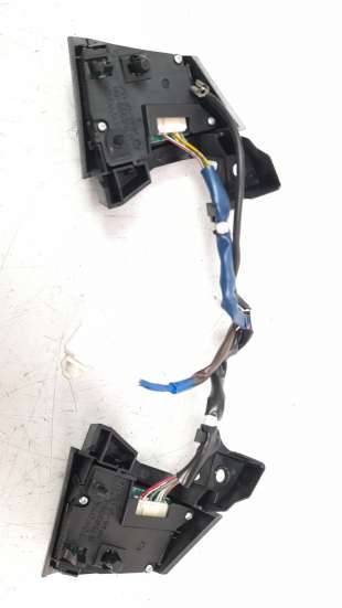Recambio de mando volante para toyota rav 4 (a3) 2005-2013 2.2 d-4d cat referencia OEM IAM 75B999LH 75B999RH  2