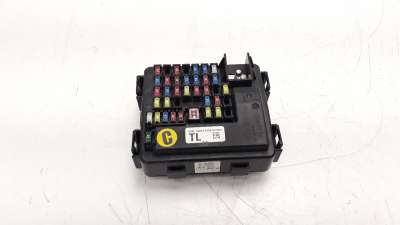 Recambio de caja reles / fusibles para hyundai tucson 2015- 1.7 crdi cat referencia OEM IAM 91950D3230A  