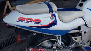 Recambio de moldura para suzuki gsx-r 600/750/1100 (1989-2000) 1989- referencia OEM IAM 4711034E400JW  