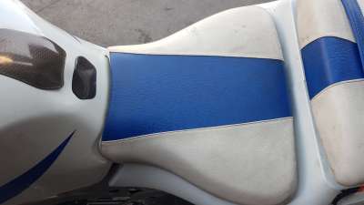 Recambio de asiento para suzuki gsx-r 600/750/1100 (1989-2000) 1989- referencia OEM IAM 4510033E20R42  