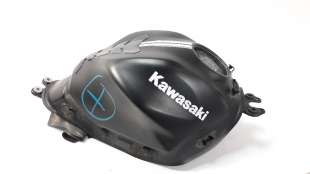 Recambio de deposito combustible para kawasaki er 6 2012-2016 referencia OEM IAM 510915169  