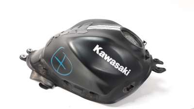 Recambio de deposito combustible para kawasaki er 6 2012-2016 referencia OEM IAM 510915169  