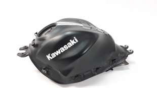 Recambio de deposito combustible para kawasaki er 6 2012-2016 referencia OEM IAM 510915169   2