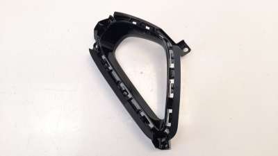Recambio de moldura para kia xceed 2019- 1.0 tgdi cat referencia OEM IAM 86662J7CAO  