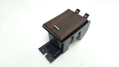 Recambio de cenicero para jaguar xf 2007-2015 3.0 v6 diesel cat referencia OEM IAM AX23045H72A  