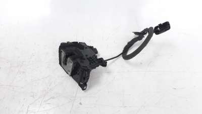 Recambio de cerradura puerta trasera izquierda para renault captur 2013- 0.9 energy referencia OEM IAM 805037619R  
