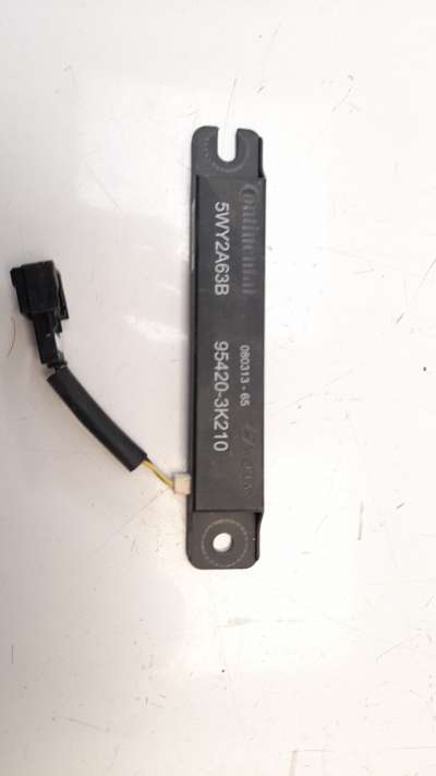 Recambio de modulo electronico para hyundai ix35 2010-2015 1.7 crdi cat referencia OEM IAM 954203K210 5WY2A63B 