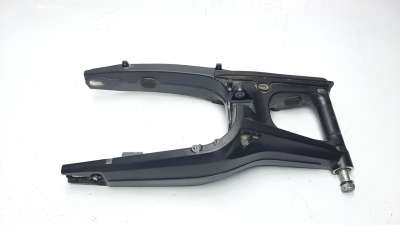 Recambio de puente trasero para honda cb 650r 2018- referencia OEM IAM 52200MKND50  