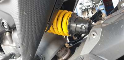 Recambio de amortiguador trasero para ducati monster 937 2021- moster 937 referencia OEM IAM 36521973A  