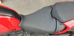 Recambio de asiento para ducati monster 937 2021- moster 937 referencia OEM IAM 595P6801CA 595P6961BA 