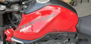 Recambio de carenado delantero izquierdo para ducati monster 937 2021- moster 937 referencia OEM IAM 480PC262AA  
