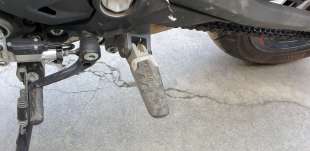 Recambio de estribo lateral para ducati monster 937 2021- moster 937 referencia OEM IAM 46410971AA  