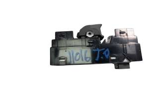 Recambio de mando elevalunas trasero derecho para hyundai i30 (pd) 2017- 1.0 tgdi cat referencia OEM IAM 93581G3010  