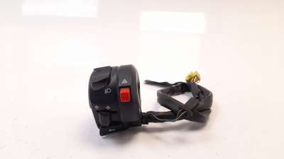Recambio de piña luces izquierda para suzuki gladius 650 2009-2015 referencia OEM IAM 3740029G12000  