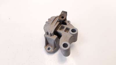 Recambio de soporte motor derecho para jeep renegade 2014- 1.6 cat referencia OEM IAM 00520497460  