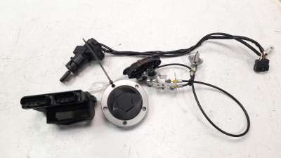 Recambio de conmutador de arranque para kawasaki zzr 1400 2012-2020 referencia OEM IAM 270055139  
