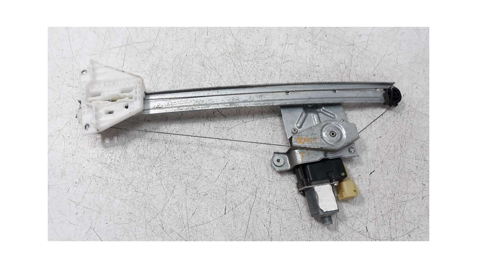 Recambio de elevalunas trasero izquierdo para ford kuga (cbs) 2012- 2.0 tdci cat referencia OEM IAM CJ54S27001BH   Recambio de elevalunas trasero izquierdo para ford kuga (cbs) 2012- 2.0 tdci cat referencia OEM IAM CJ54S27001BH