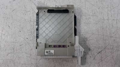 Recambio de caja reles / fusibles para toyota corolla (e21) 2019- referencia OEM IAM 8273002P80 63589313 