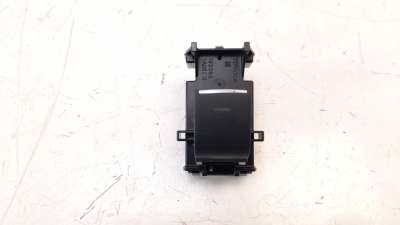 Recambio de mando elevalunas trasero derecho para toyota corolla (e21) 2019- referencia OEM IAM 3551T151D  193354