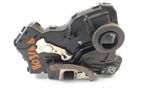 Recambio de cerradura puerta delantera derecha para toyota hilux (kun) 2005-2016 2.5 turbodiesel referencia OEM IAM 690300K230  