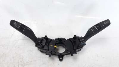 Recambio de mando multifuncion para hyundai i20 2014- 1.2 16v cat referencia OEM IAM 93403C8450  