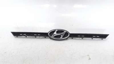 Recambio de rejilla delantera para hyundai i20 2014- 1.2 16v cat referencia OEM IAM 86351C8000  