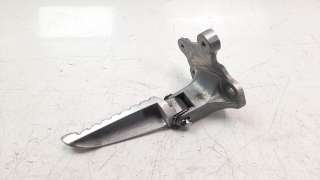 Recambio de estribo lateral para yamaha x-max 125 2014-2020 referencia OEM IAM B74LMK3  