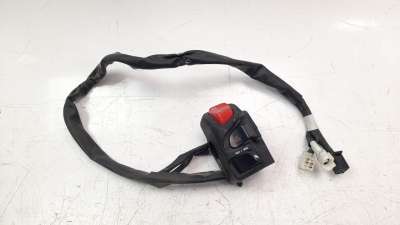 Recambio de piña luces derecha para yamaha x-max 125 2014-2020 referencia OEM IAM B9YH397300  