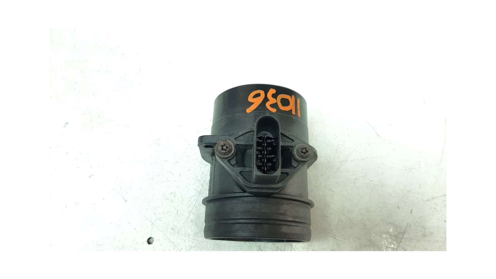Recambio de caudalimetro para porsche cayenne (typ 9pa) 2002-2007 turbo s referencia OEM IAM 07C906461   Recambio de caudalimetro para porsche cayenne (typ 9pa) 2002-2007 turbo s referencia OEM IAM 07C906461