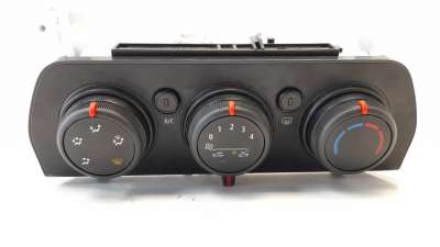 Recambio de mando calefaccion / aire acondicionado para dacia sandero 2012- 0.9 tce cat referencia OEM IAM 275004395R  