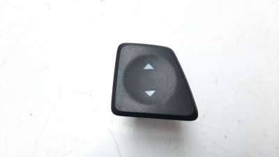 Recambio de mando elevalunas delantero izquierdo para fiat nuova 500 (150) 2007- abarth referencia OEM IAM 0735450601  