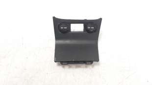 Recambio de moldura para hyundai i20 2014- 1.2 16v cat referencia OEM IAM 84621C8000  
