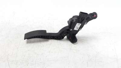Recambio de potenciometro pedal para hyundai i20 2014- 1.2 16v cat referencia OEM IAM 327001S000  