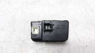 Recambio de interruptor para hyundai i20 2014- 1.2 16v cat referencia OEM IAM 93300C8050  