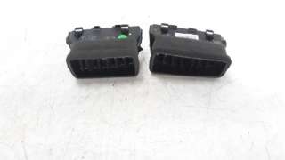 Recambio de rejilla aireadora para hyundai i20 2014- 1.2 16v cat referencia OEM IAM 84740C8050  