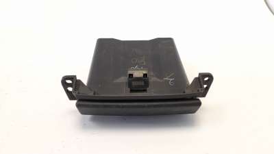 Recambio de cenicero para toyota hilux (kun) 2005-2016 2.5 turbodiesel referencia OEM IAM 741210K010  