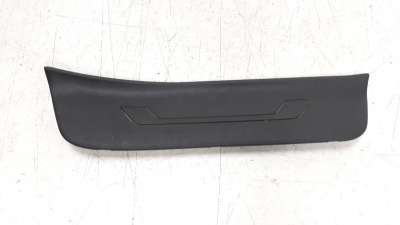 Recambio de moldura para kia optima 2015- 1.7 crdi cat referencia OEM IAM 85889D4000  