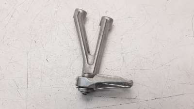 Recambio de estribo lateral para honda cb 650r 2018- referencia OEM IAM 50760MKND50  