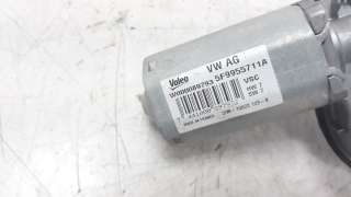Recambio de motor limpia trasero para seat leon st (5f8) 2013- 2.0 tdi referencia OEM IAM 5F9955711A  