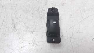 Recambio de mando elevalunas trasero derecho para hyundai kona 2017- 1.0 tgdi cat referencia OEM IAM 93581J9000  