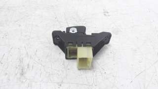 Recambio de mando elevalunas trasero izquierdo para hyundai kona 2017- 1.0 tgdi cat referencia OEM IAM 93581J9000  