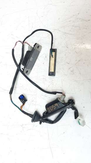 Recambio de maneta exterior porton para hyundai kona 2017- 1.0 tgdi cat referencia OEM IAM 87311J9000  