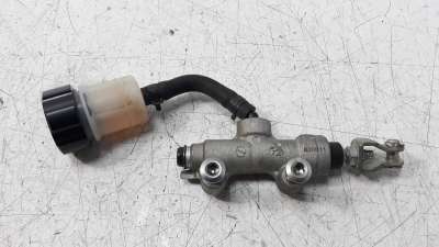 Recambio de bomba freno para kawasaki z 900 2016- z 900 referencia OEM IAM 430150650  