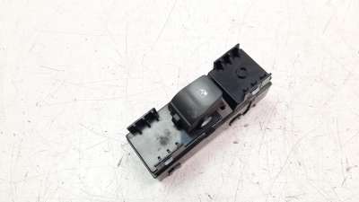 Recambio de mando elevalunas delantero derecho para hyundai i30 (pd) 2017- n line referencia OEM IAM 93581G3010  