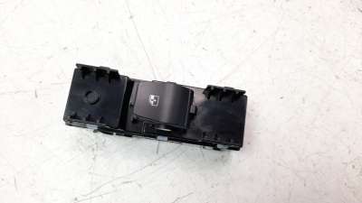 Recambio de mando elevalunas trasero derecho para hyundai i30 (pd) 2017- n line referencia OEM IAM 93581G3010  