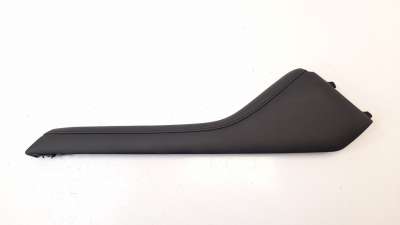 Recambio de moldura para mazda 3 berlina (bp) 2019- referencia OEM IAM BDGF64914  